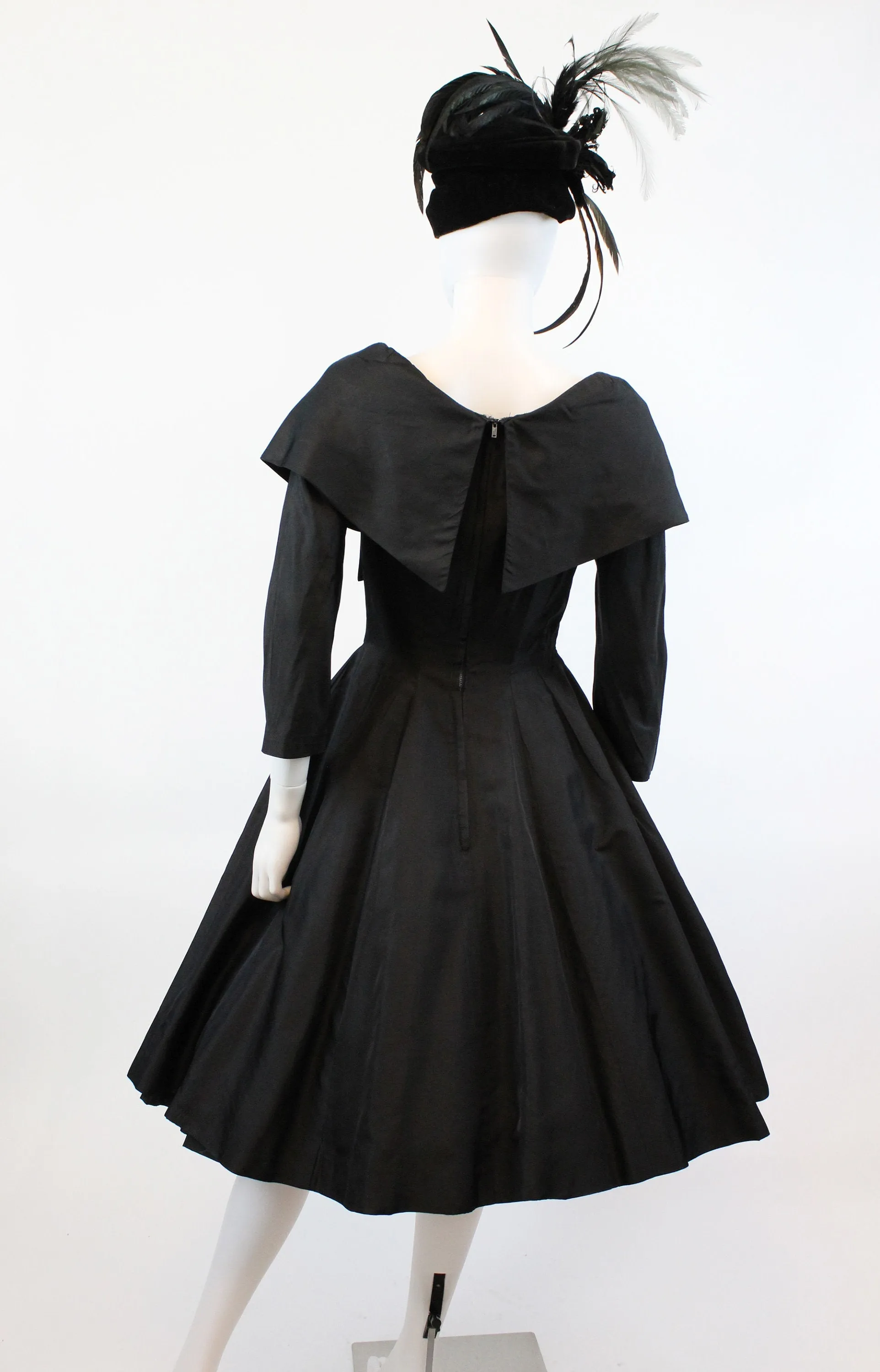 1950s silk COUTURE lace cape collar dress small | new winter