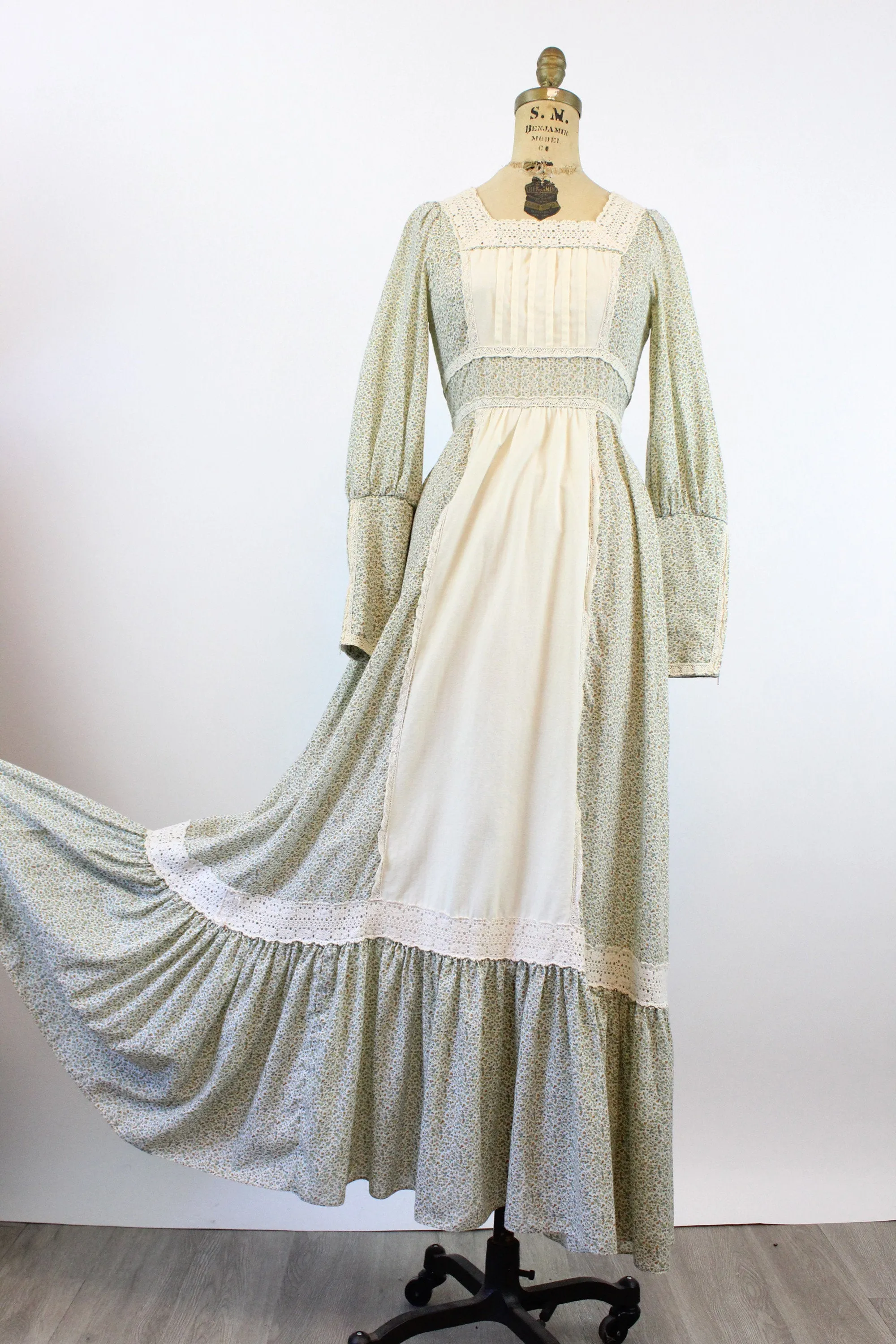 1970s GUNNE SAX cotton FLORAL maxi dress xs  | new spring
