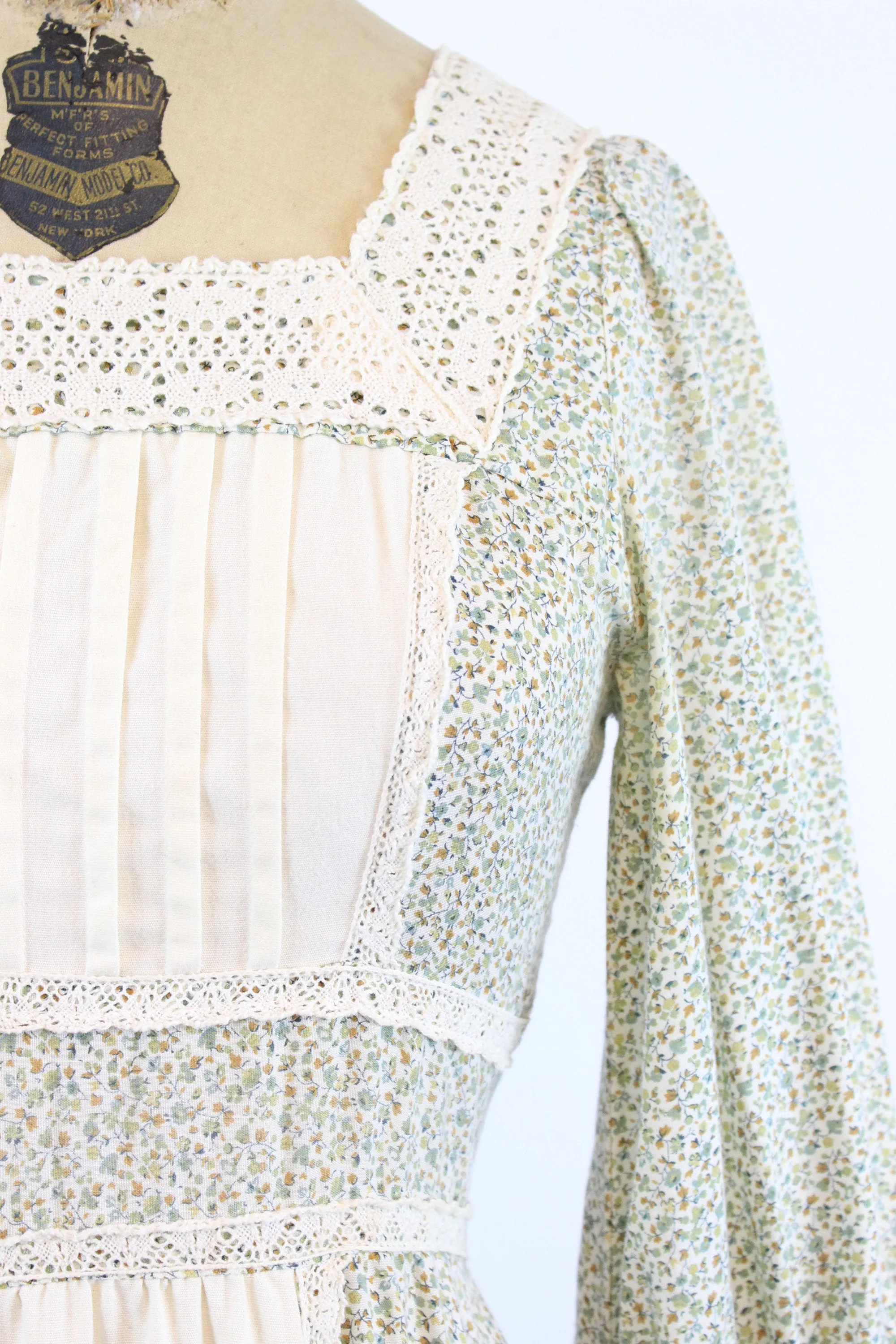 1970s GUNNE SAX cotton FLORAL maxi dress xs  | new spring