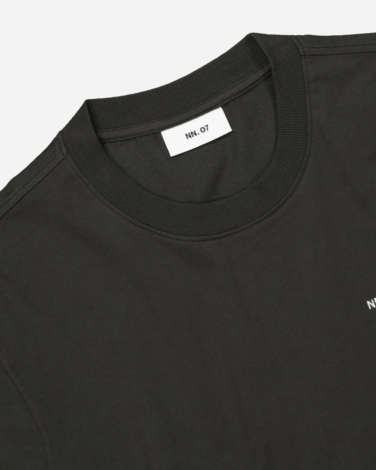 Adam EMB T-shirt 3209 - Dark Army