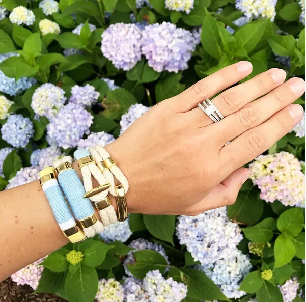 Cambridge - Ivory/Light Blue/Gold