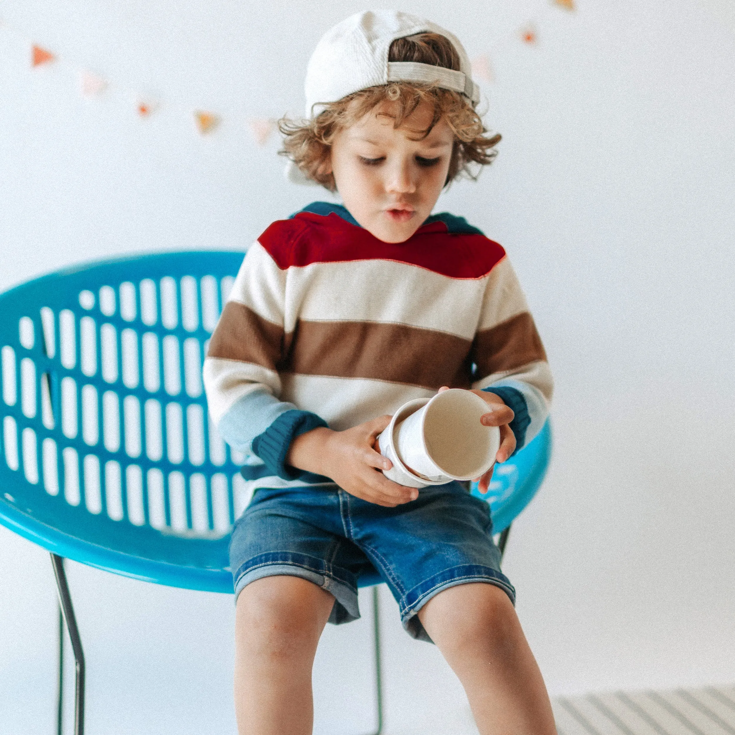 Chandail de maille à manches longues à rayures multicolores, bébé || Multicolored striped long sleeve knit sweater, baby