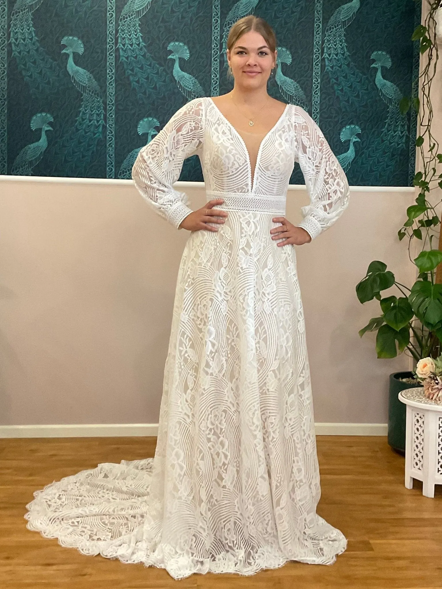 Cyndee Boho Sleeved Wedding Dress in Ivory/Nude Express NZ wide