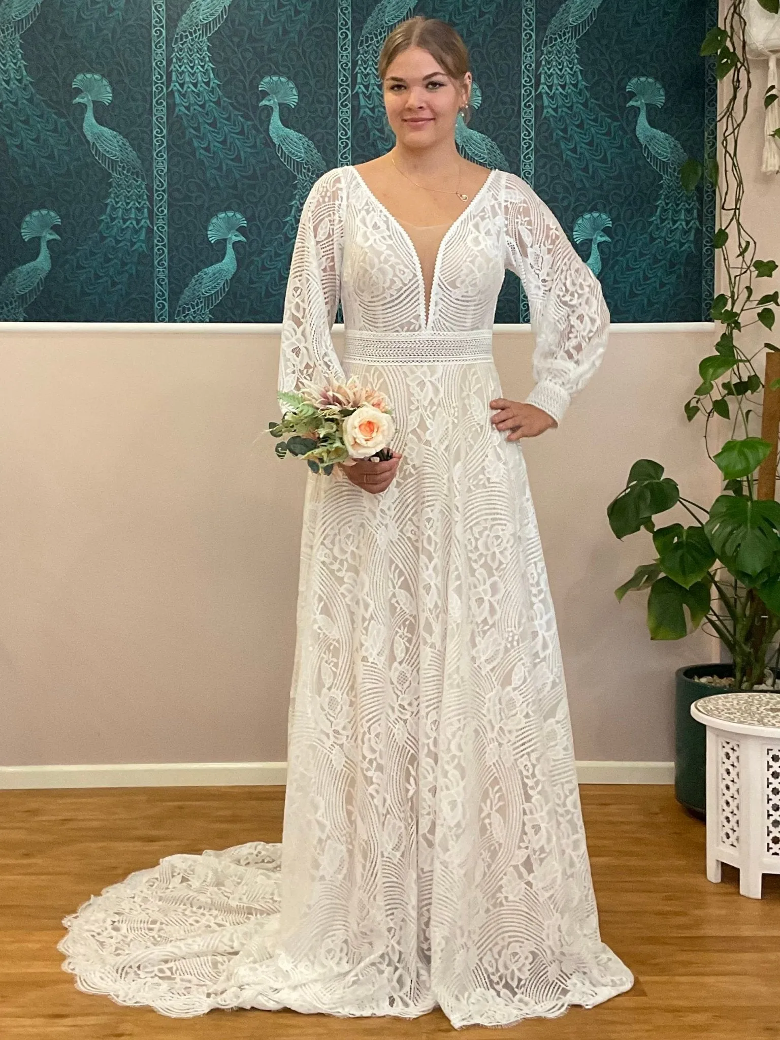 Cyndee Boho Sleeved Wedding Dress in Ivory/Nude Express NZ wide
