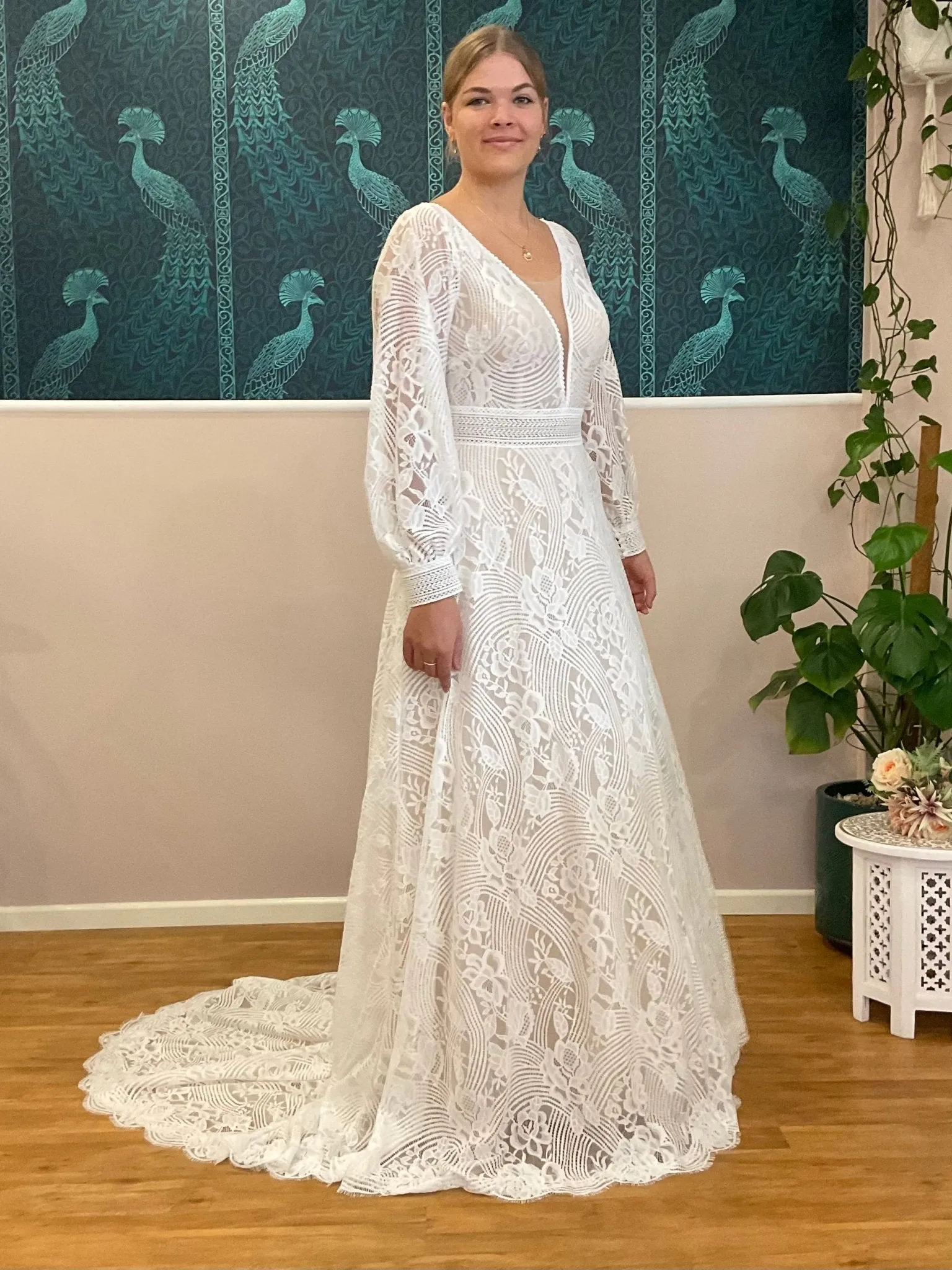 Cyndee Boho Sleeved Wedding Dress in Ivory/Nude Express NZ wide