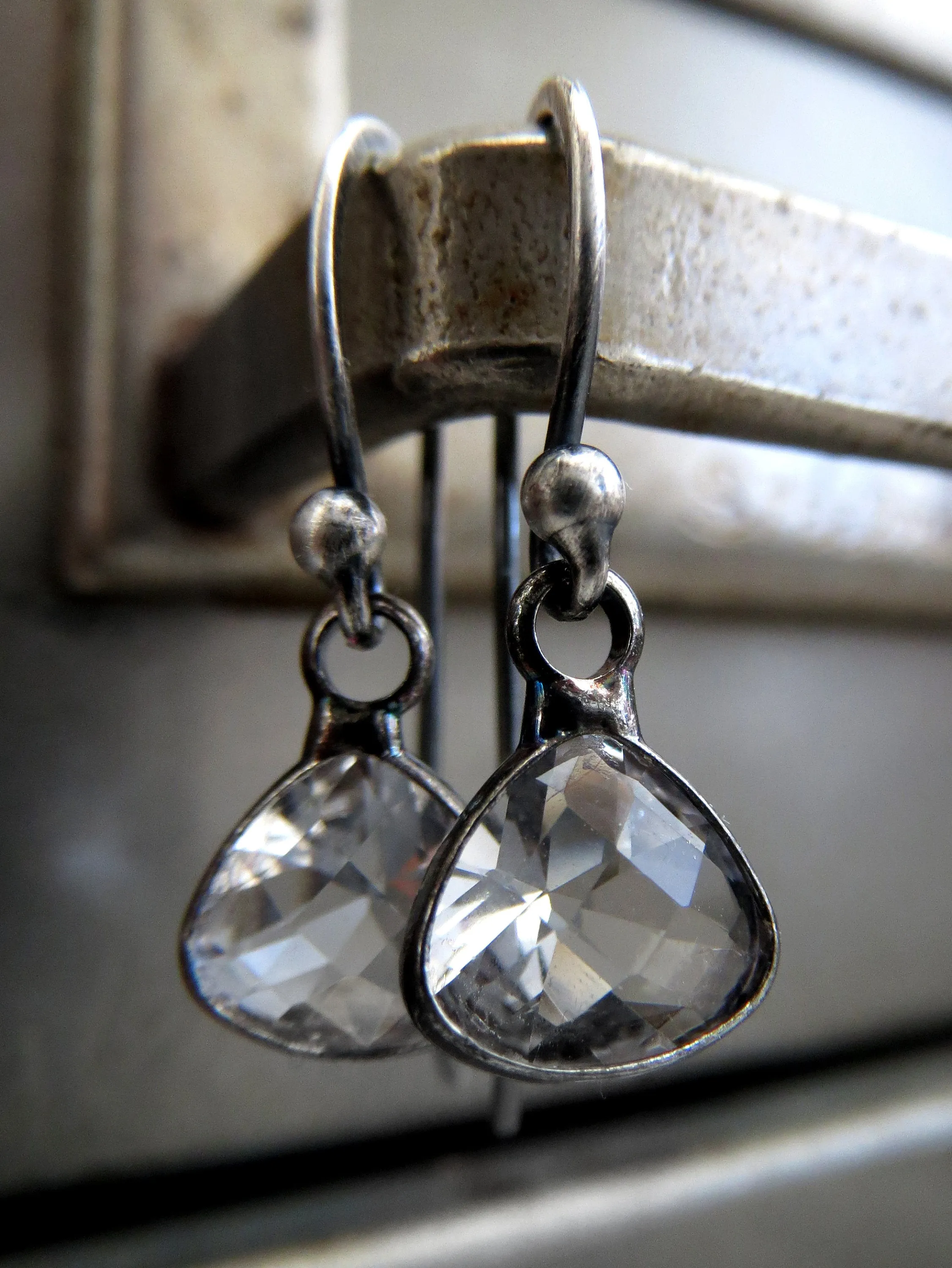 DEMURE - Tiny Clear Glass Faceted Teardrop Earrings