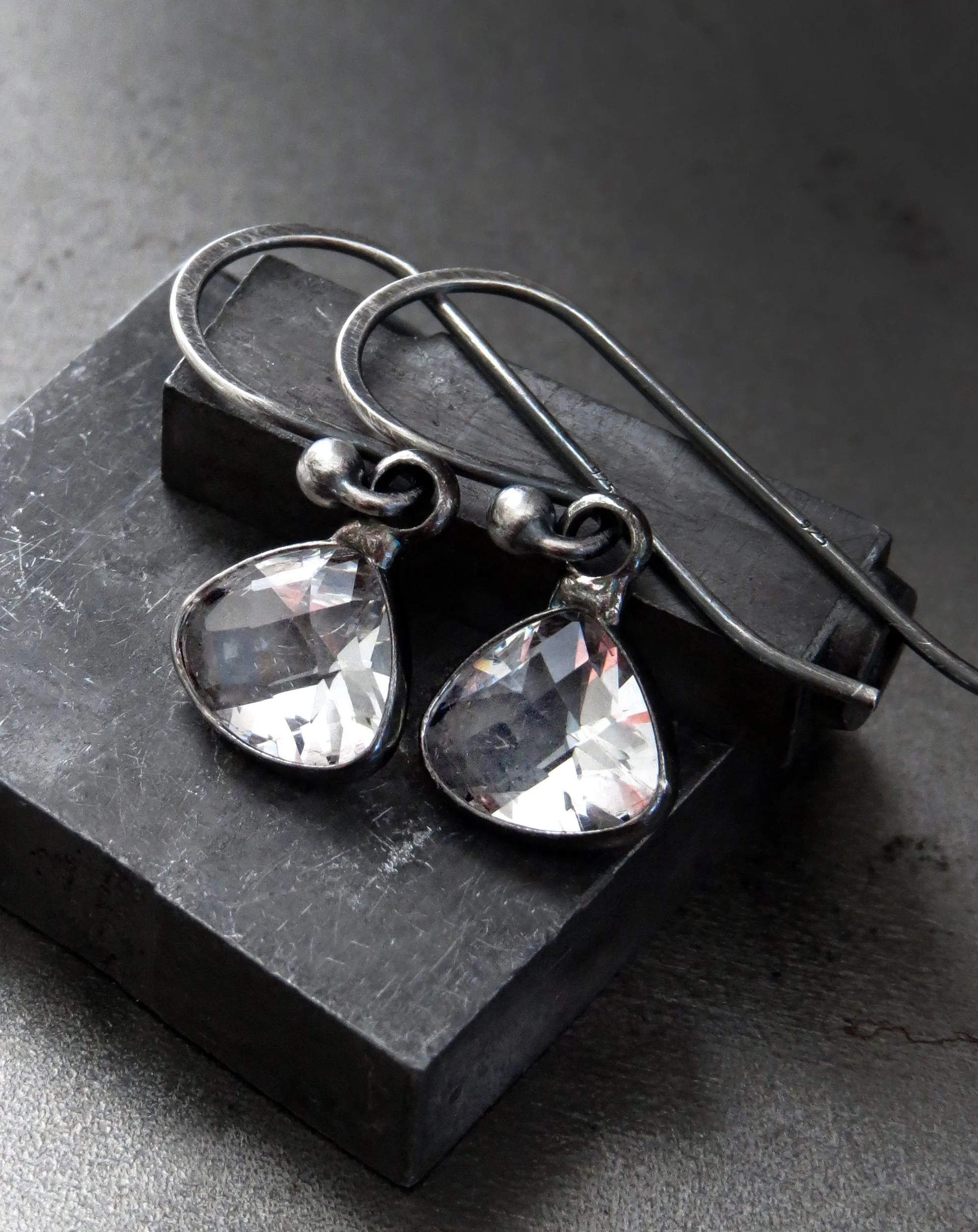 DEMURE - Tiny Clear Glass Faceted Teardrop Earrings
