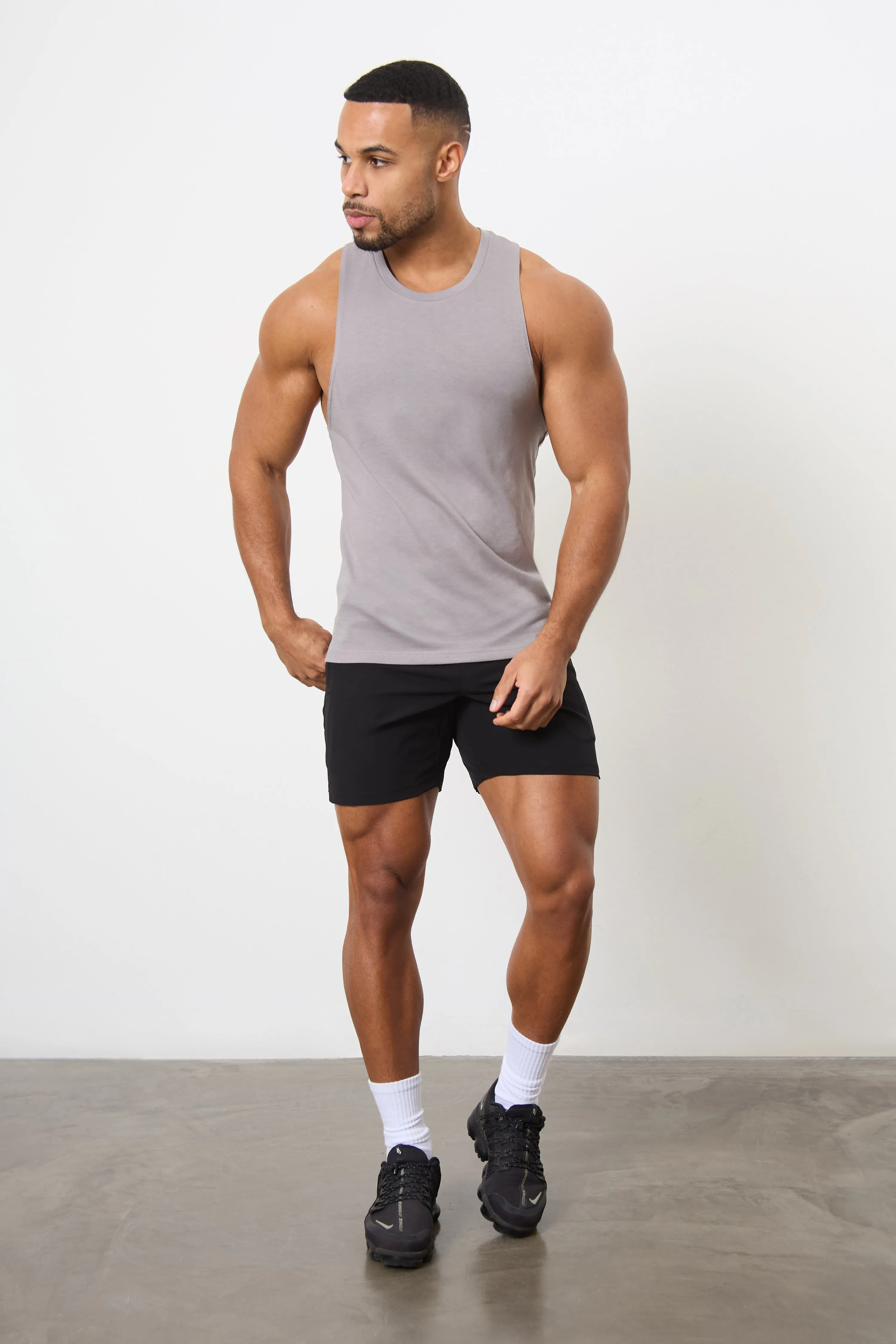 Essential Training Vest in Mid Grey