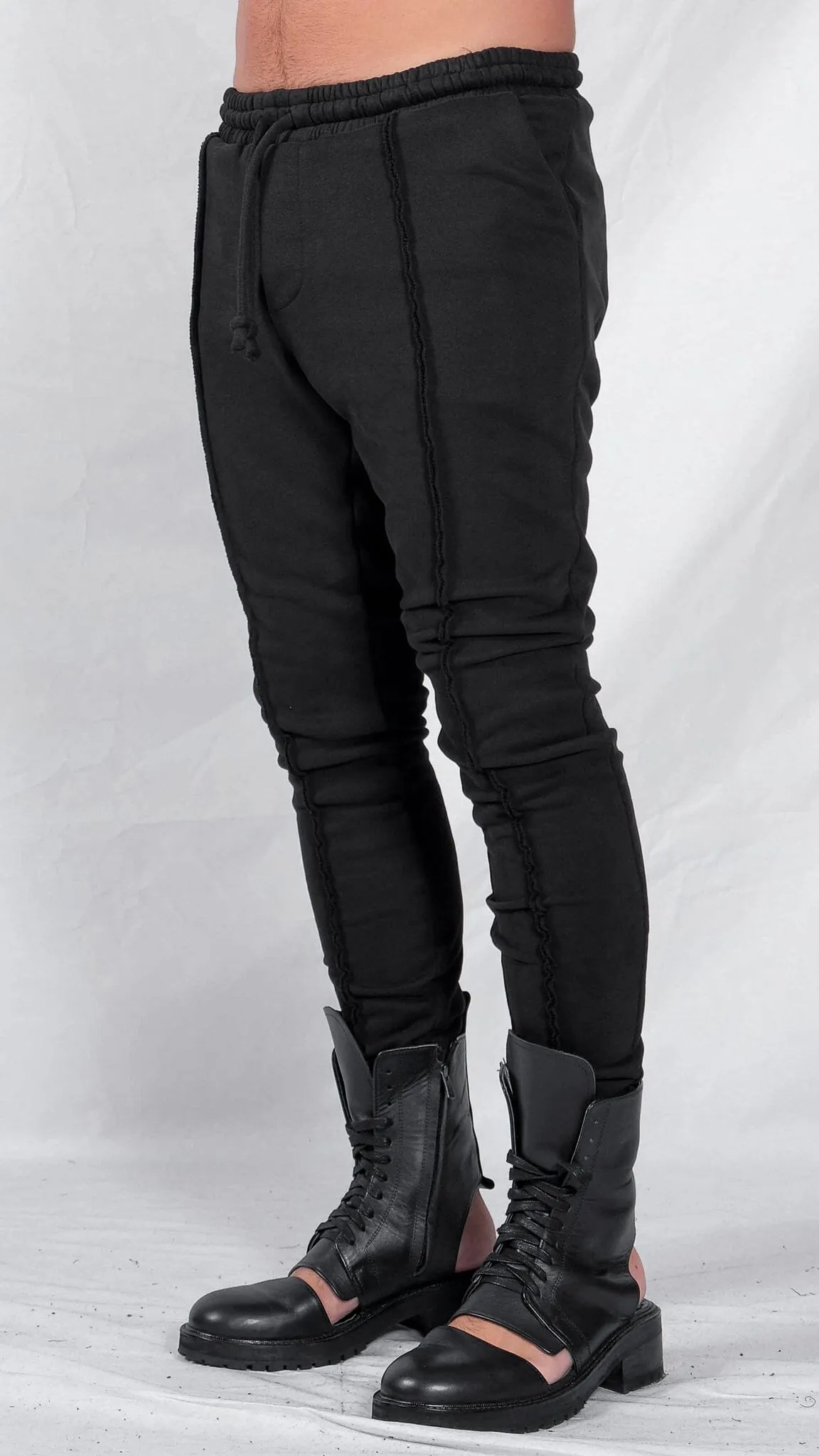 Exposed Front Stitch Slim Pants