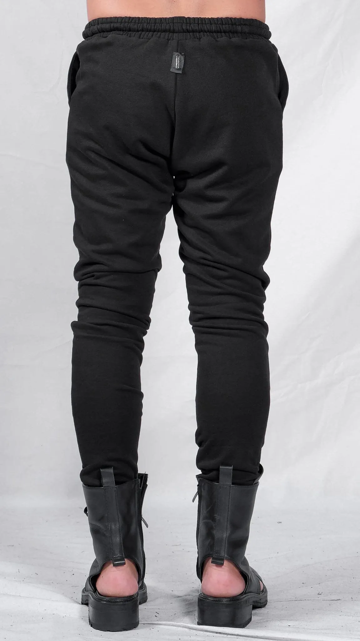 Exposed Front Stitch Slim Pants