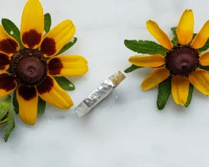 Hammered Hexagon Wide Band