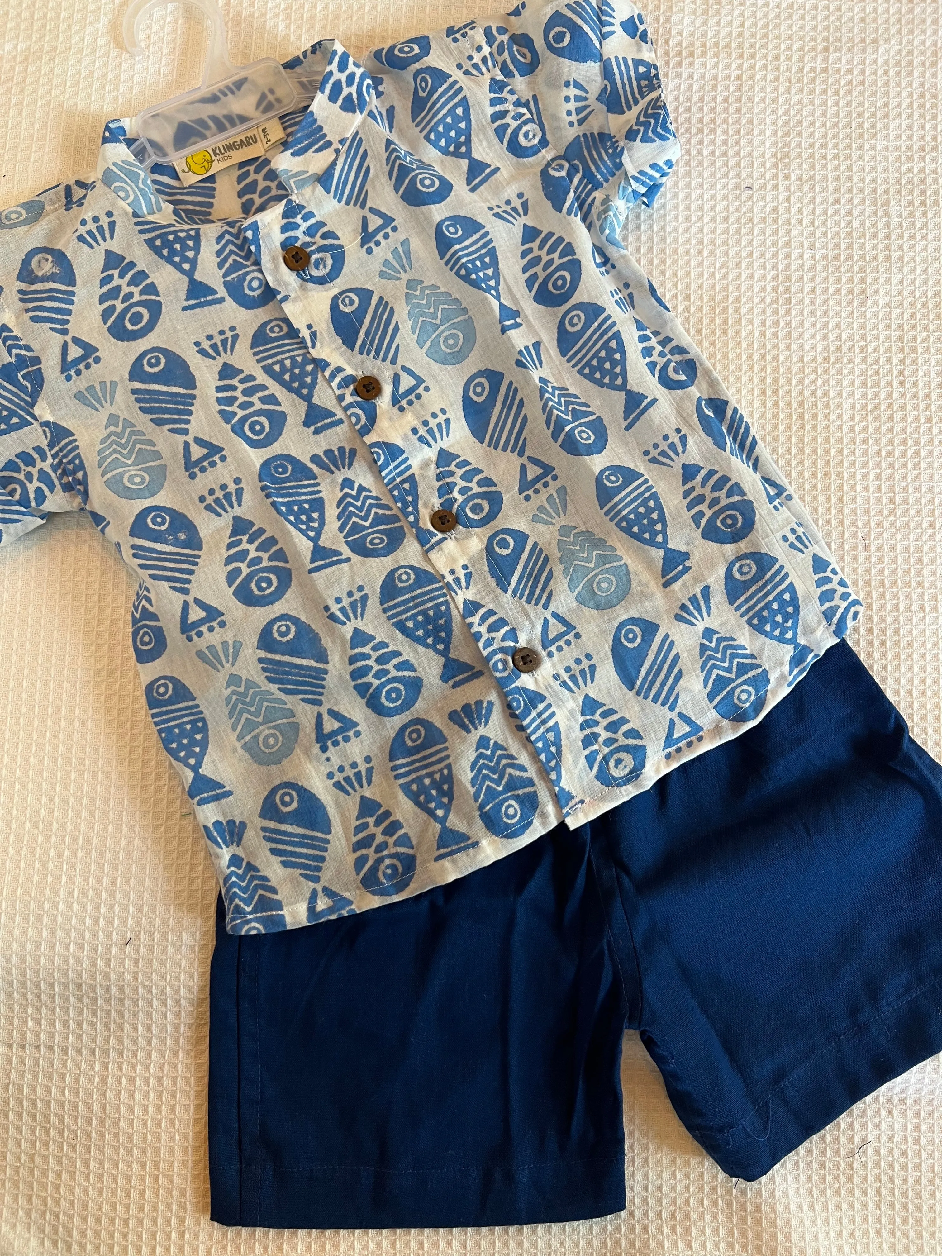 Klingaru Shirt - Blue on White Fish