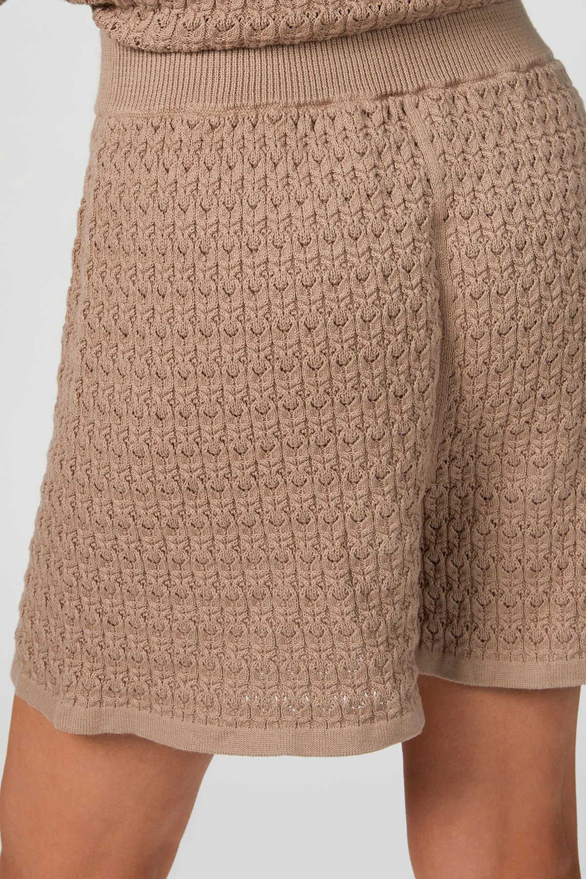 LACE SHORTS