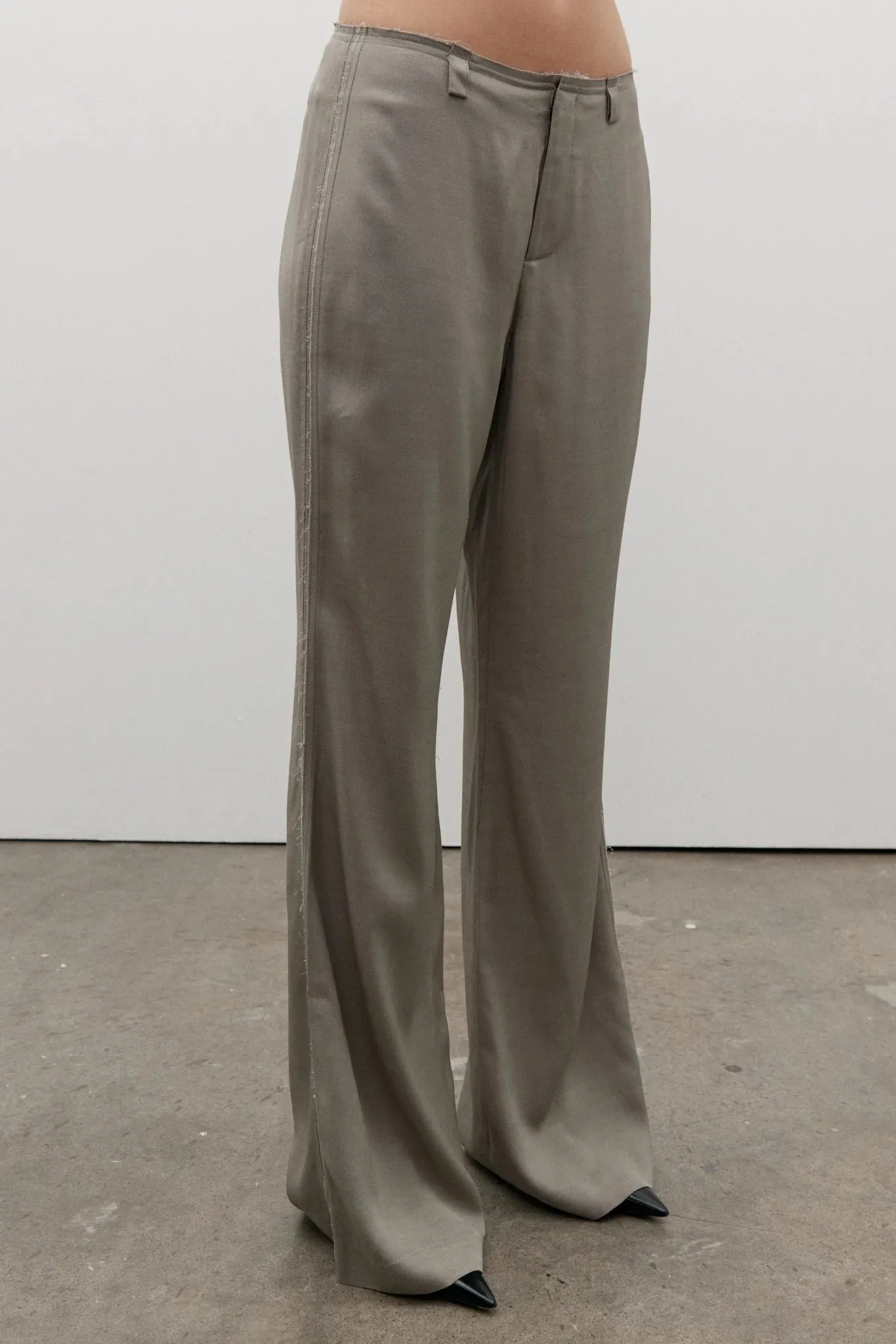 LUCIA PANT
