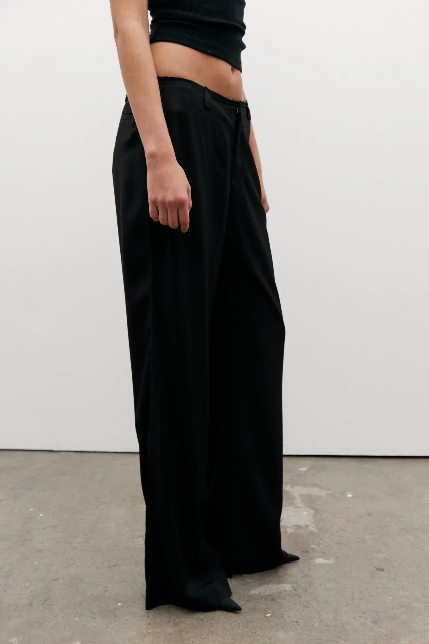 LUCIA PANT