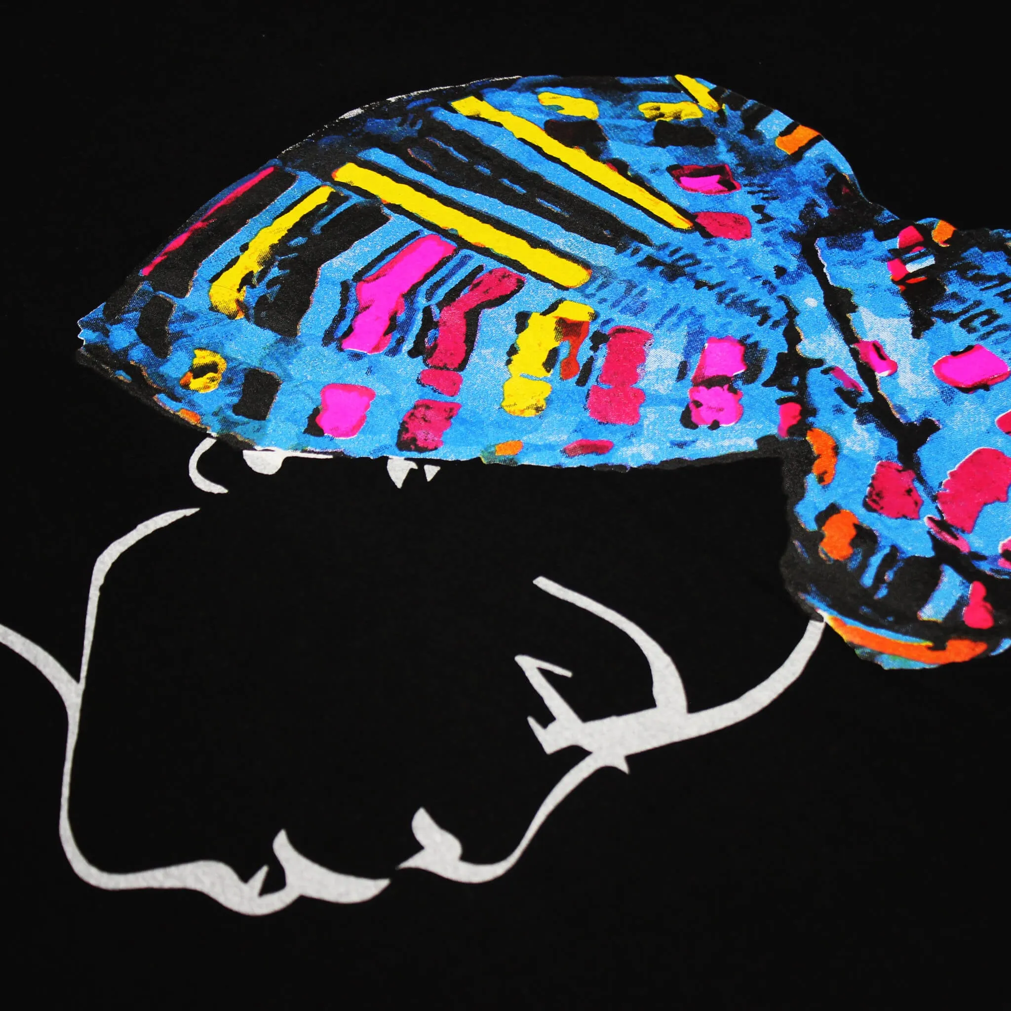 MISS AFRICA WITH TRIBAL TRADITION HEAD WRAP (UNISEX SHORT SLEEVE T-SHIRT)