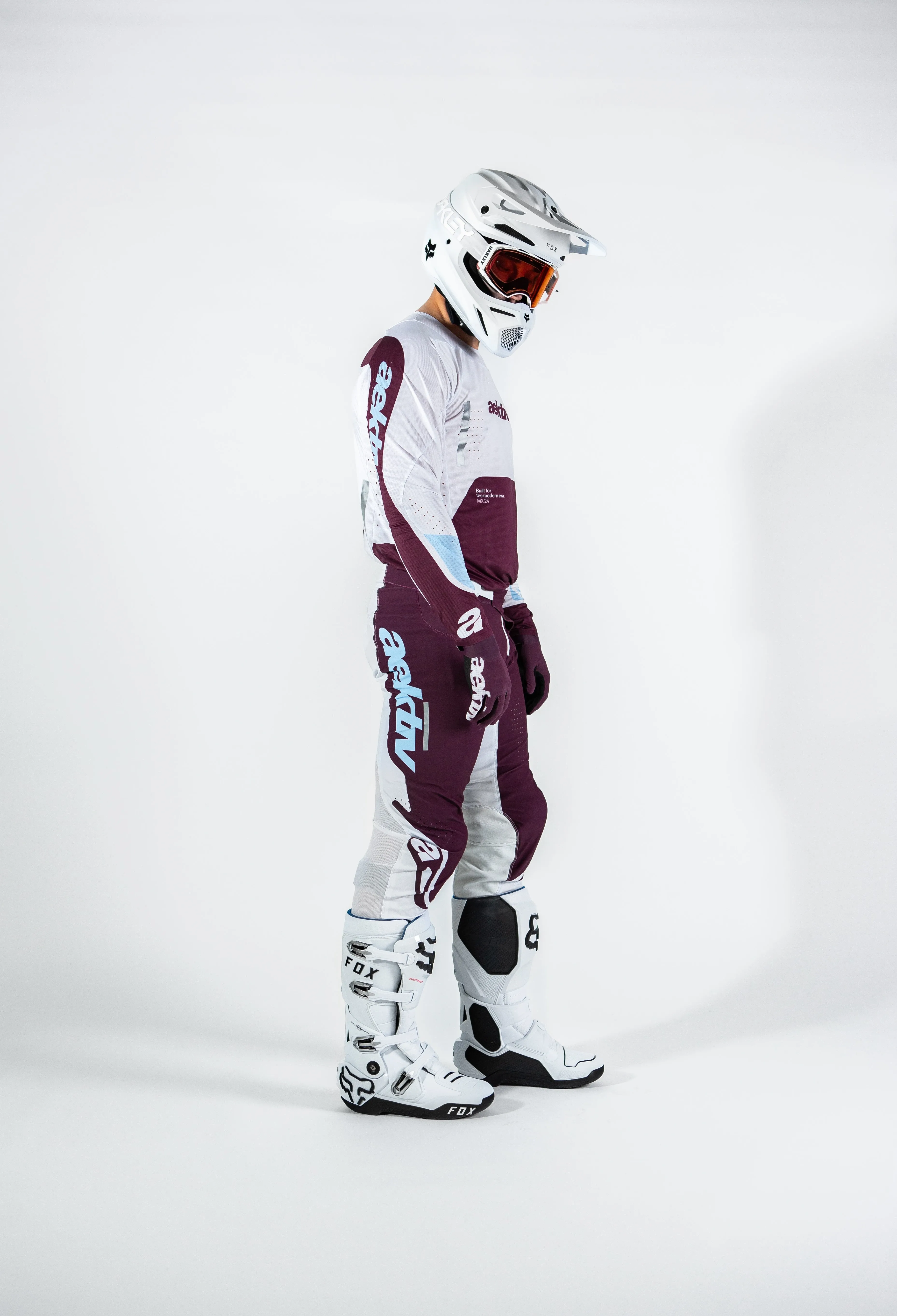 NOVA White / Plum Pants