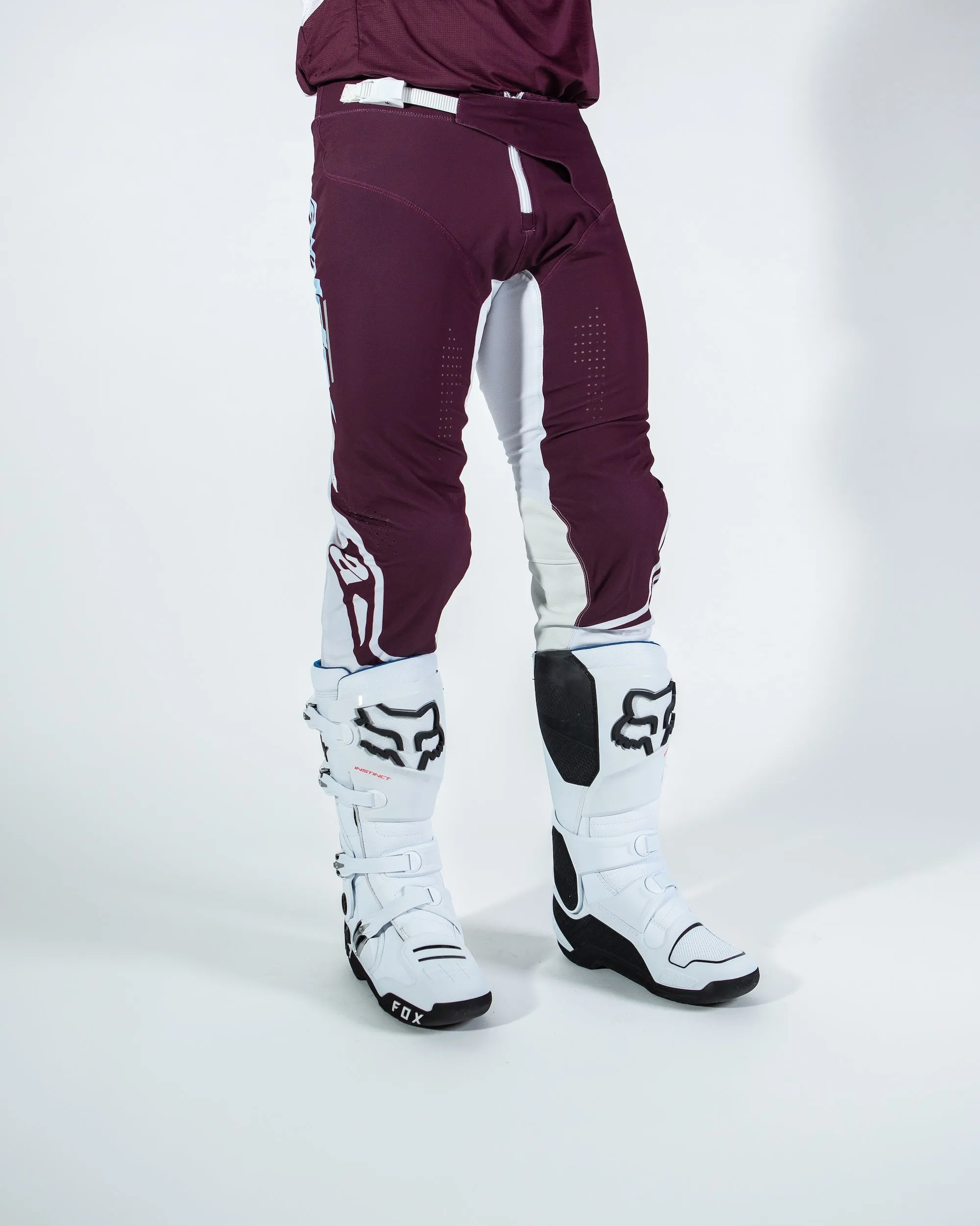 NOVA White / Plum Pants