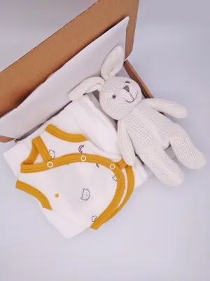 Pet Pals Gift Box - Incubator Vest, Toy, Muslin & Optional Card