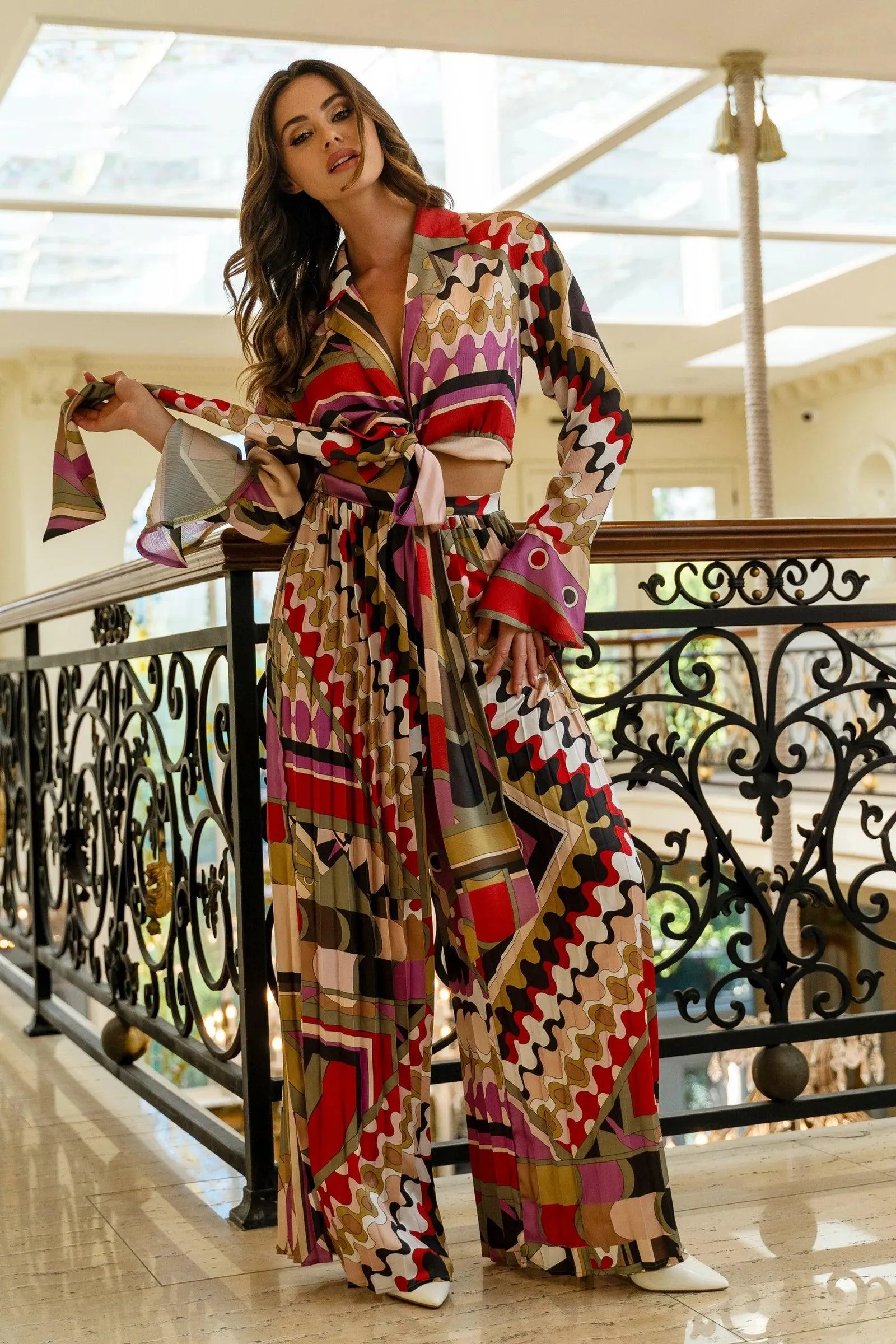 PLEATED FLARE PANT WITH FLARE TOP SET