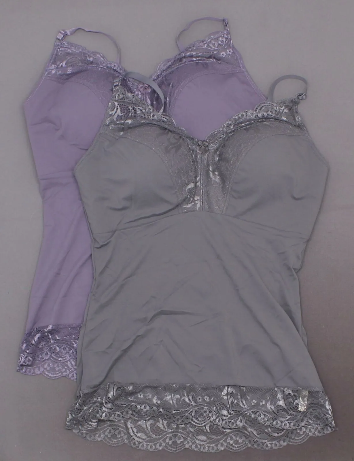 Rhonda Shear Women's Plus Size 2 Pack Lace Trim Pin Up Camisoles