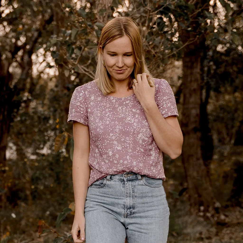 Scenic Top Sewing Pattern - Women's/Curved Fit