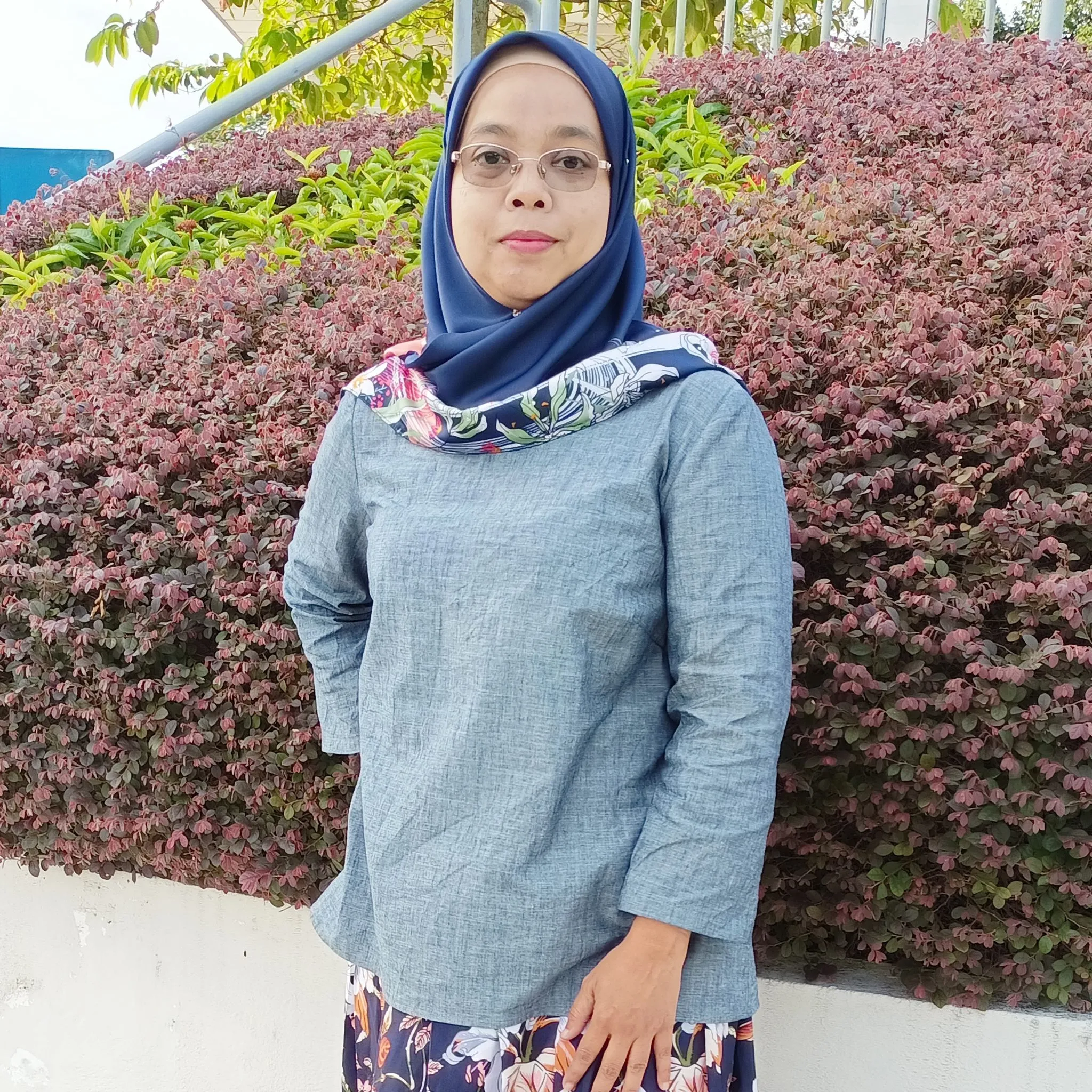 Scenic Top Sewing Pattern - Women's/Curved Fit
