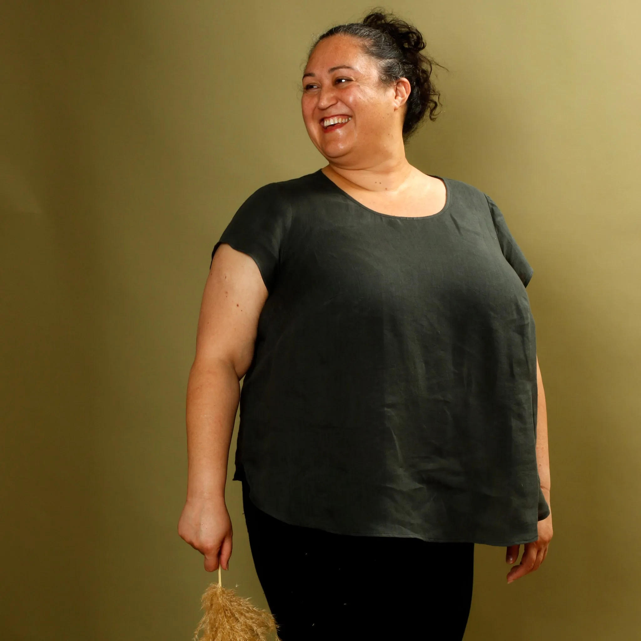 Scenic Top Sewing Pattern - Women's/Curved Fit