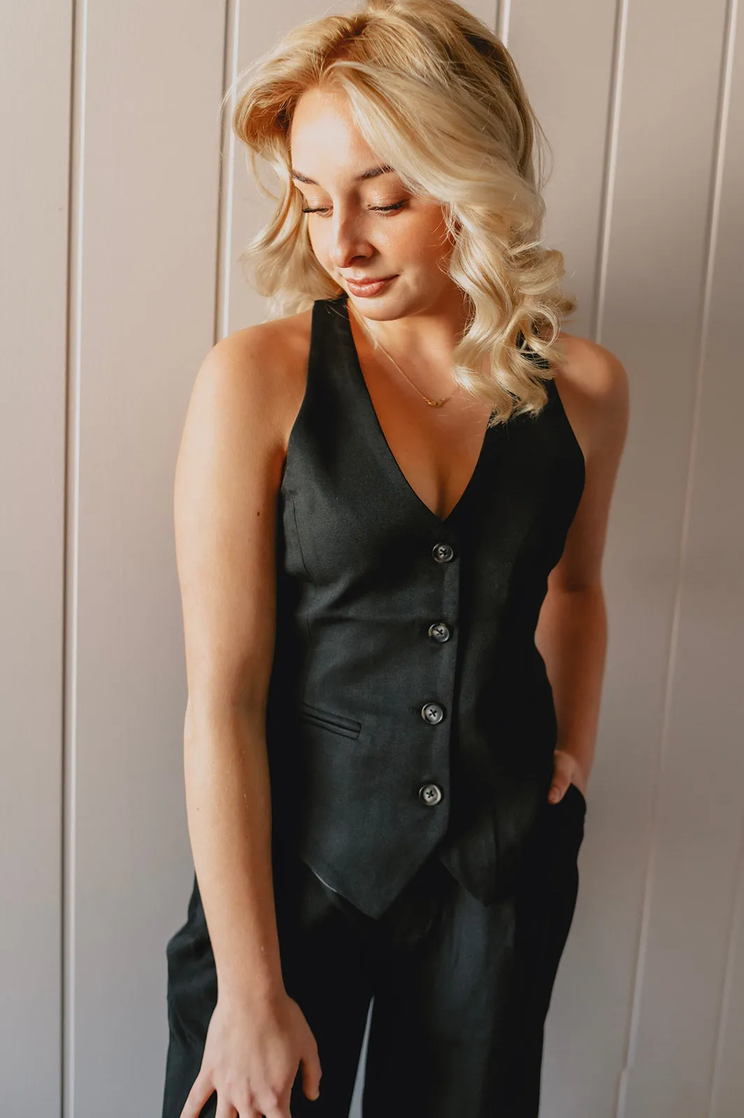 The Isabella Vest - Black