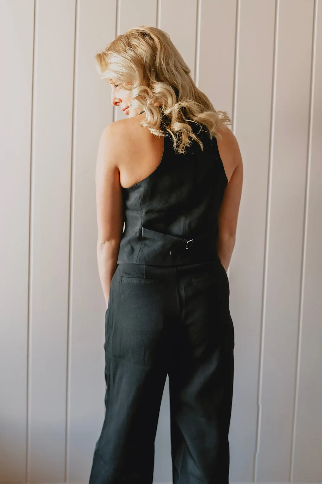 The Isabella Vest - Black