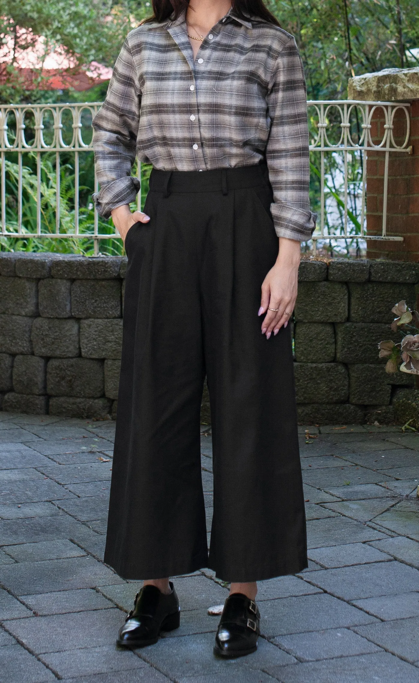 The Minimalist - Black Wayward Fit Pants