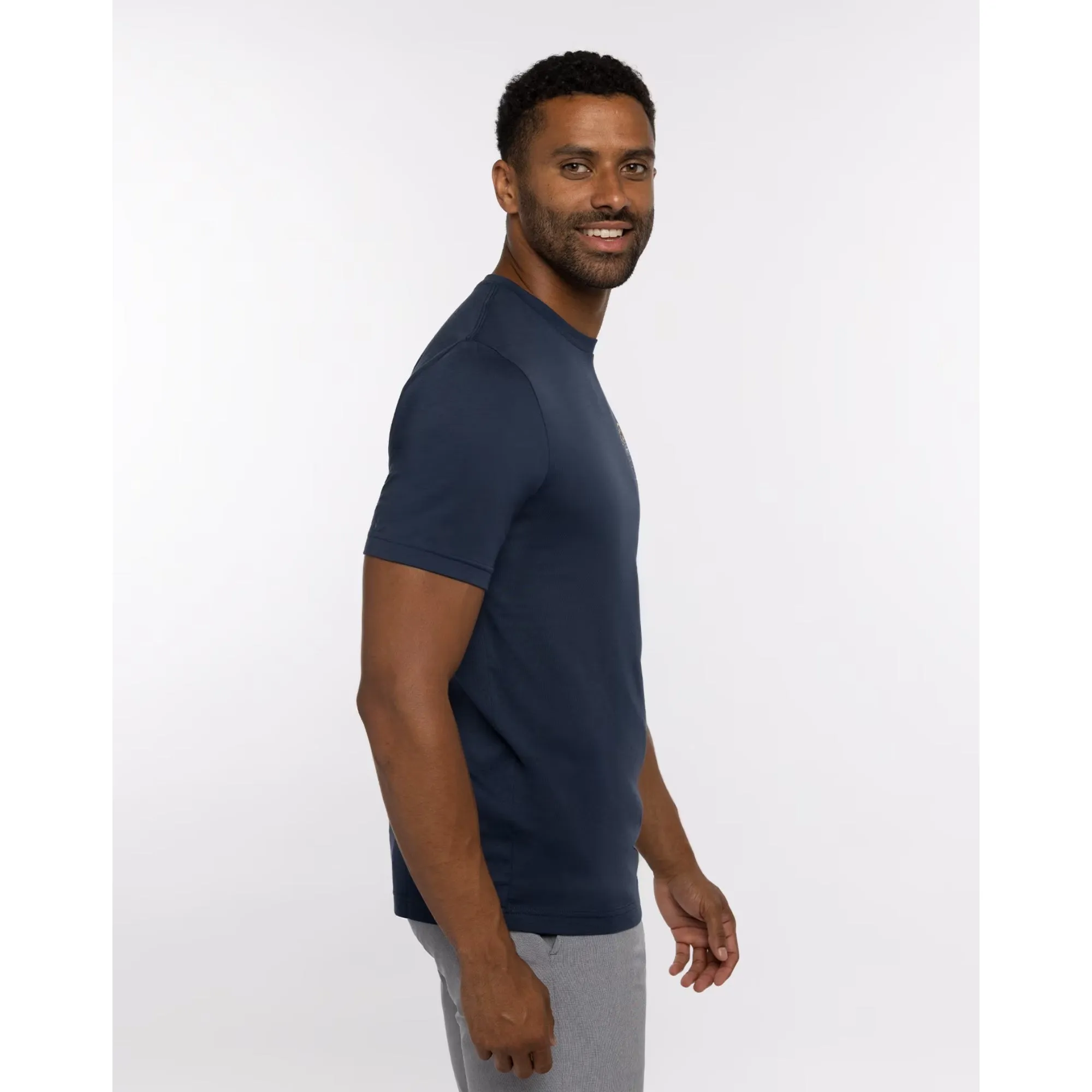 TRAVIS MATHEW MENS FREE DAY T-SHIRT - DRESS BLUES