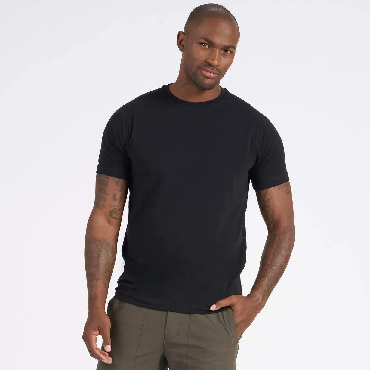 Vuori Men's Tuvalu Tee